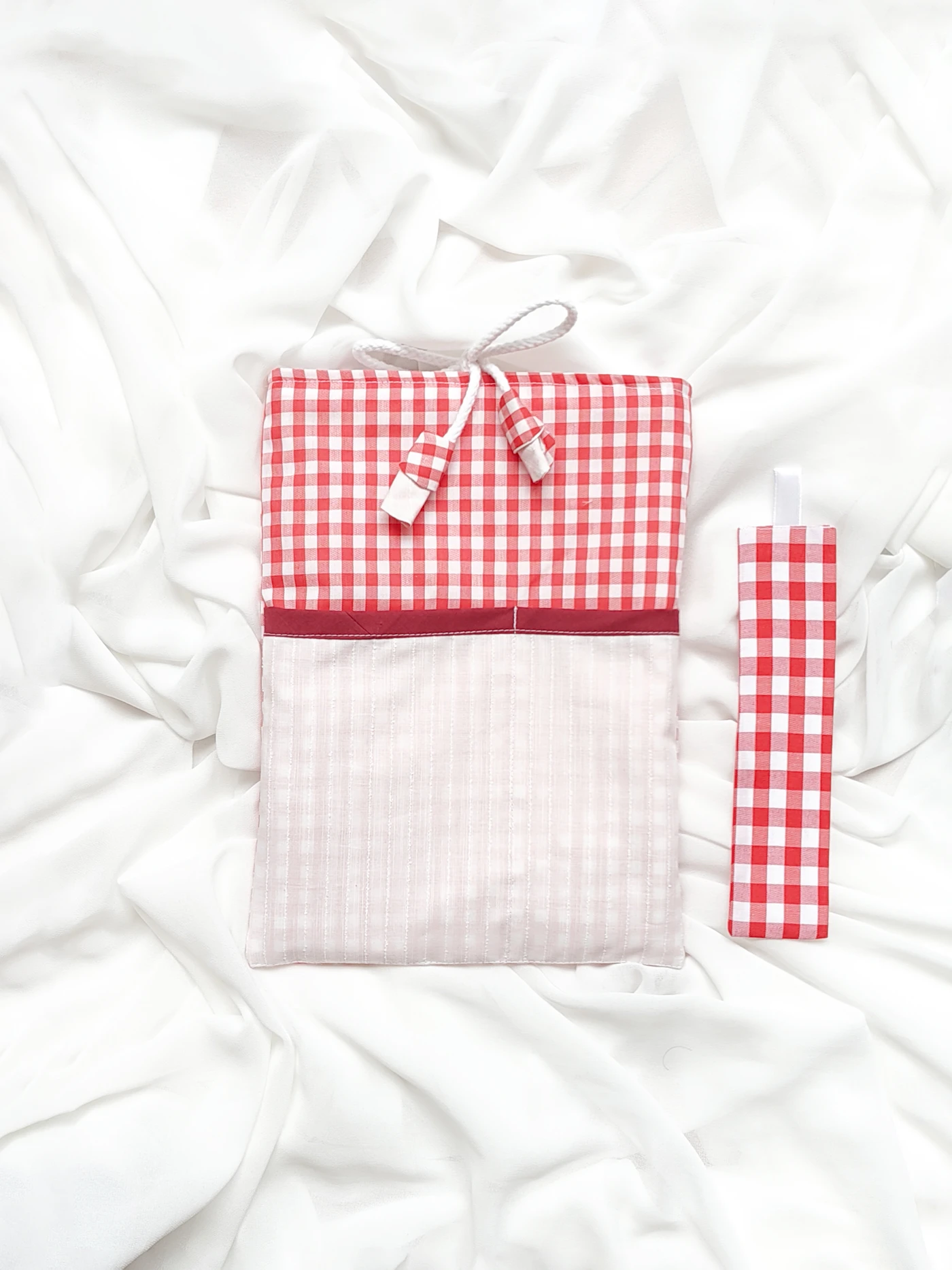 fcb_007_vichy-red-white.jpg